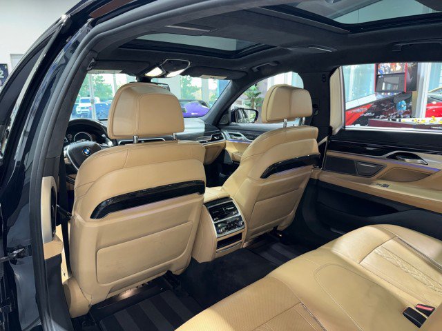 Used 2016 BMW 750i xDrive AWD/4WD image 6
