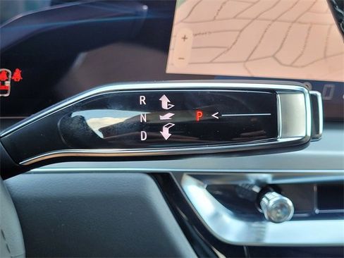 New 2026 Cadillac Lyriq Signature Sport image 17