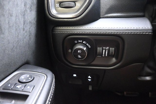 Used 2022 RAM 1500 TRX w/ TRX Level 1 Equipment Group AWD/4WD image 13