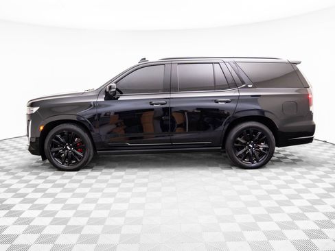 Used 2022 Cadillac Escalade Sport Platinum image 2