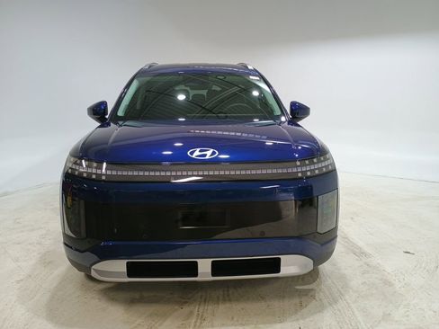 New 2026 Hyundai Ioniq 9 SE image 2