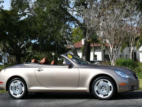 Used 2005 Lexus SC 430 Convertible image 8