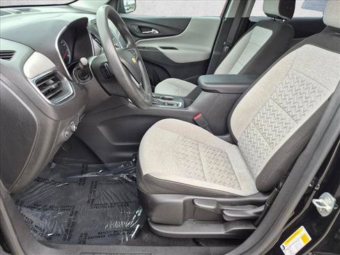 Used 2023 Chevrolet Equinox LS FWD image 15