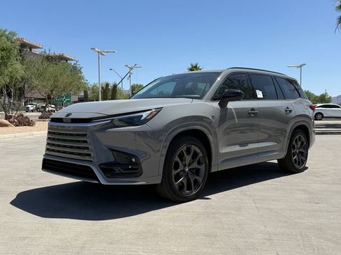 New 2026 Lexus TX 500h AWD image 9