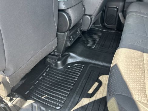 Used 2024 GMC Sierra 1500 Pro w/ Pro Value Package AWD/4WD image 18