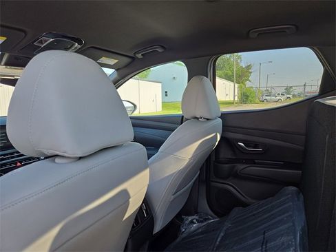 New 2025 Hyundai Santa Cruz SEL image 26