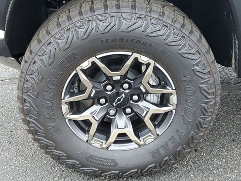 New 2026 Chevrolet Colorado ZR2 w/ Technology Package image 91