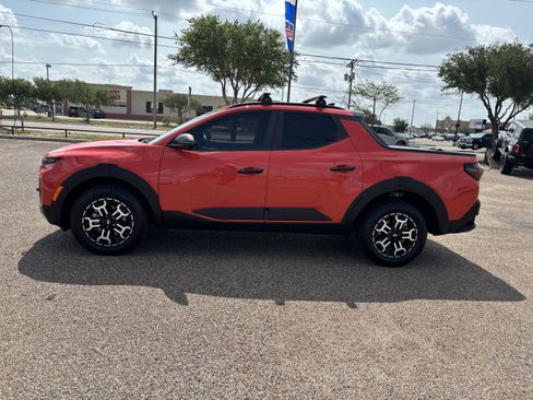 Used 2025 Hyundai Santa Cruz XRT AWD/4WD image 2