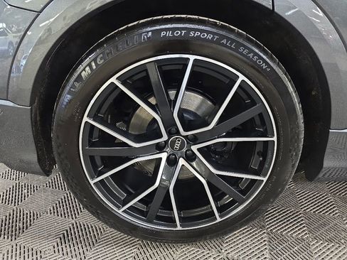 Used 2021 Audi SQ8 Prestige w/ Prestige Package AWD/4WD image 14