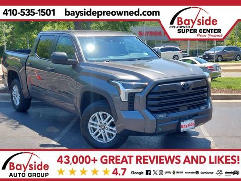 Used 2025 Toyota Tundra SR5 AWD/4WD image 1