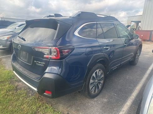 Used 2025 Subaru Outback Touring w/ Popular Package #2 image 4