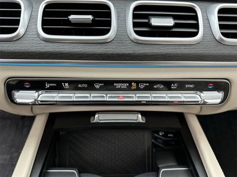 Used 2020 Mercedes-Benz GLE 350 4MATIC image 19