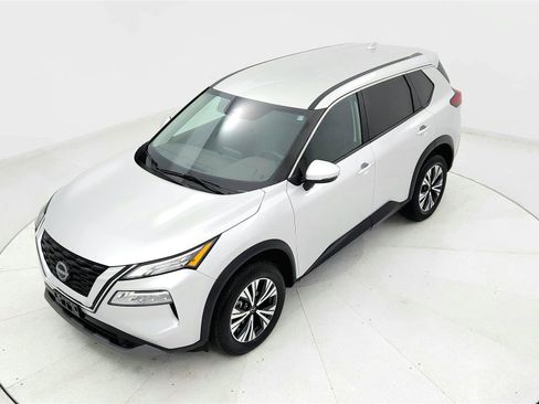 Used 2022 Nissan Rogue SV image 13