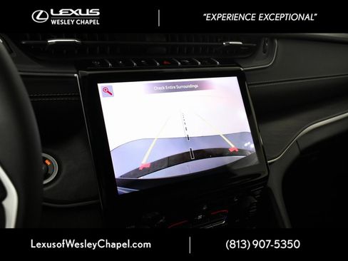 Used 2024 Jeep Grand Cherokee Limited w/ Black Appearance Package image 38