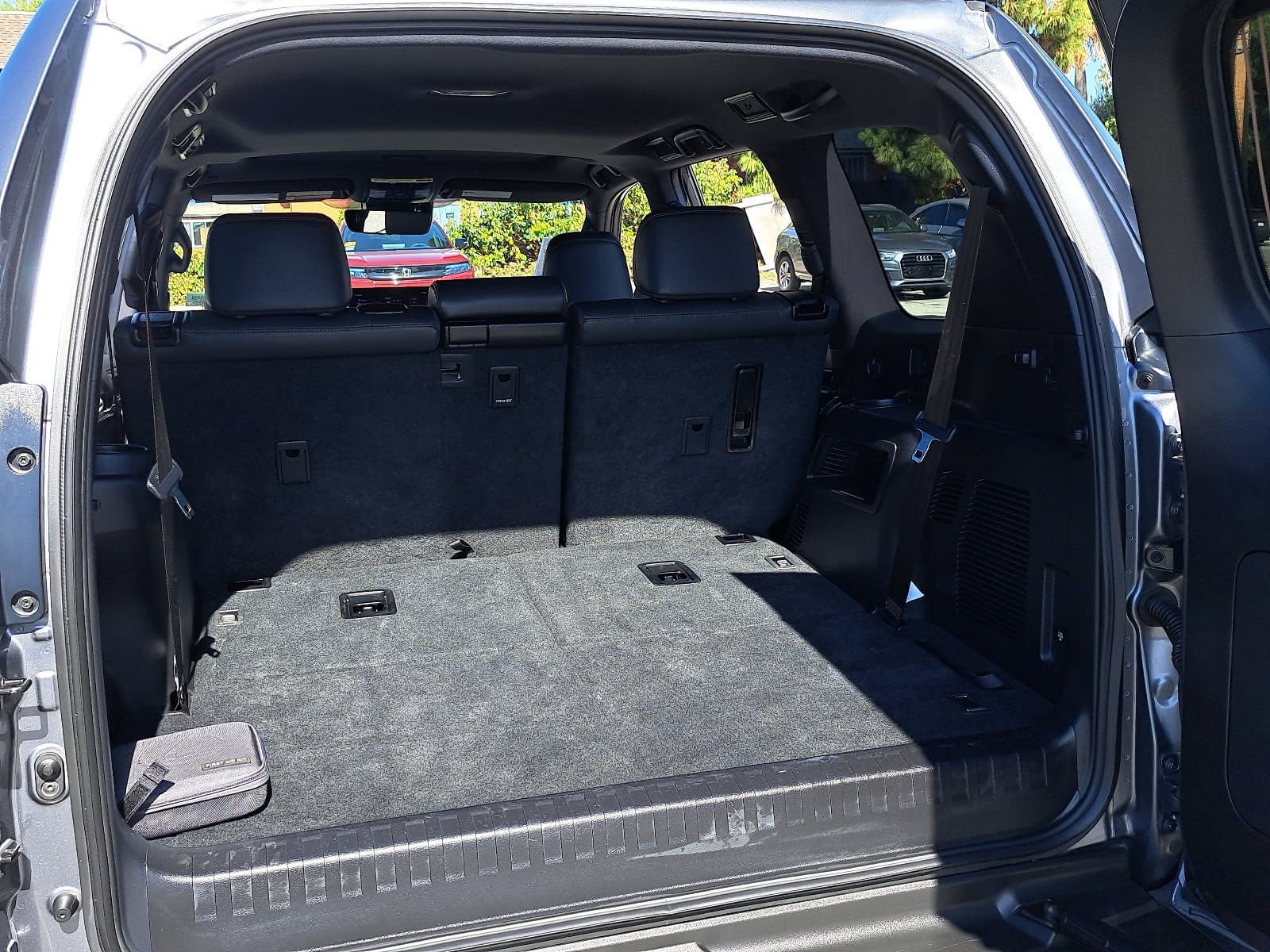 Used 2023 Lexus GX 460 Premium w/ Premium Package AWD/4WD image 13