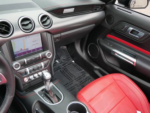 Used 2022 Ford Mustang GT Premium RWD image 11