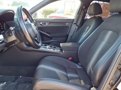Used 2023 Honda Civic Sport image 9