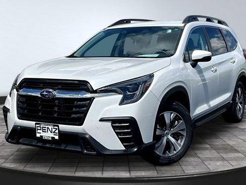 Used 2023 Subaru Ascent Premium AWD/4WD image 1