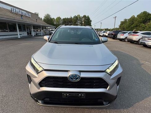 Used 2022 Toyota RAV4 SE w/ SE Grade Weather Package AWD/4WD image 16