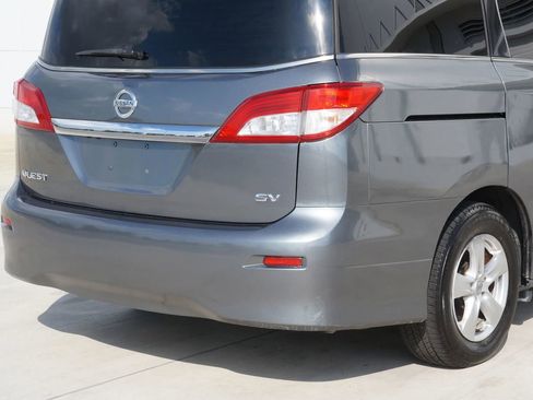 Used 2016 Nissan Quest SV image 18