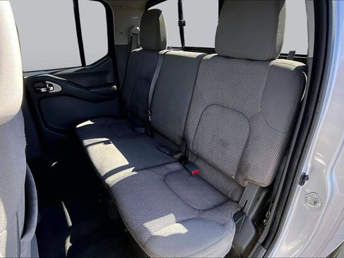 Used 2019 Nissan Frontier SV RWD image 24