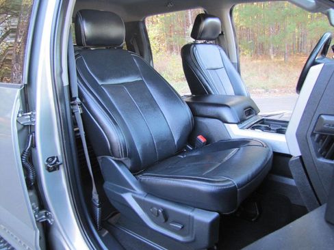 Used 2020 Ford F250 Lariat w/ Lariat Ultimate Package image 23