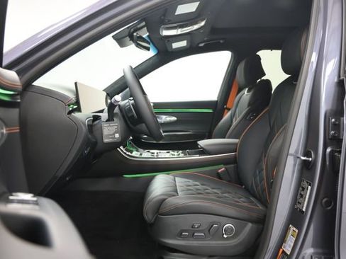 New 2026 Genesis GV70 3.5T Sport Prestige AWD/4WD image 20