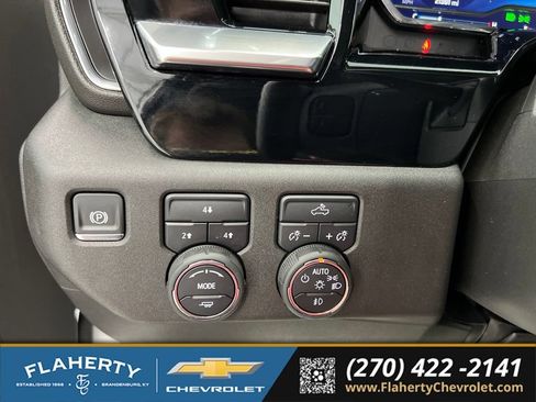 Used 2025 Chevrolet Silverado 2500 LT w/ Convenience Package AWD/4WD image 24