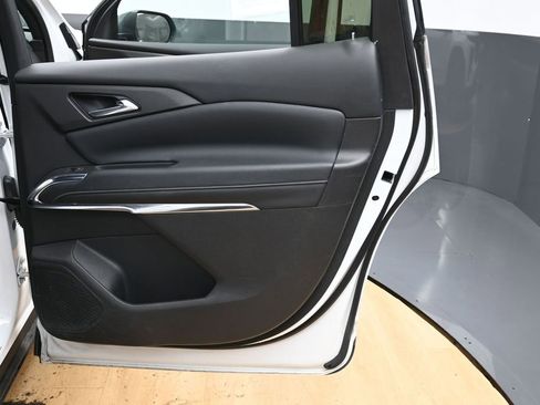 Used 2024 Chevrolet Traverse LS w/ Midnight/Sport Edition FWD image 38