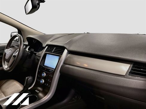 Used 2014 Ford Edge SEL w/ Equipment Group 205A AWD/4WD image 28