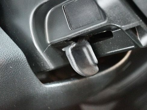 Used 2016 RAM 1500 Lone Star AWD/4WD image 37