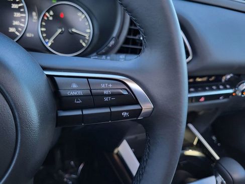 Used 2025 MAZDA CX-30 AWD 2.5 S w/ Premium Package image 17