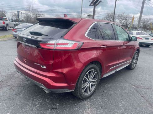Used 2019 Ford Edge Titanium w/ Equipment Group 301A image 4