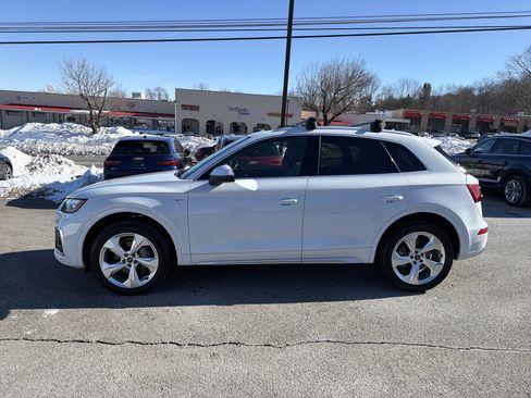 Certified 2023 Audi Q5 2.0T Premium Plus w/ Premium Plus Package image 4