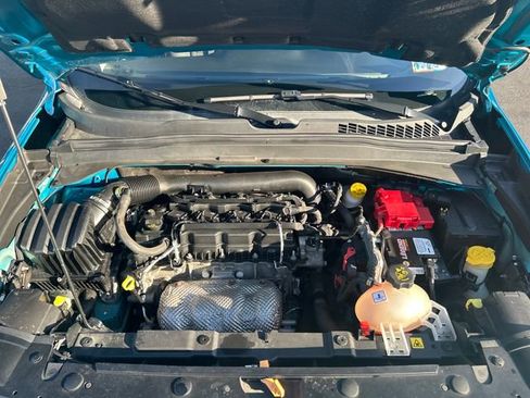 Used 2021 Jeep Renegade Latitude w/ Convenience Group image 21