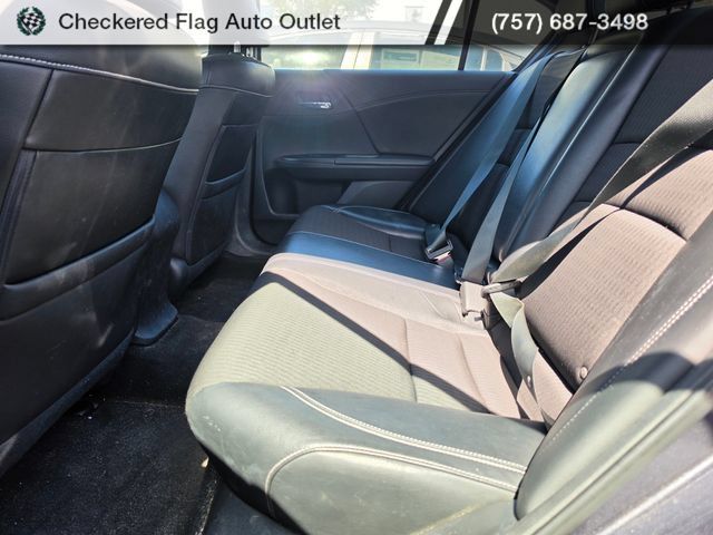 Used 2016 Honda Accord Sport image 18