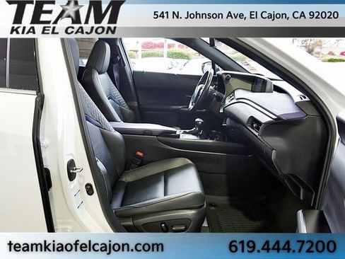 Used 2021 Lexus UX 250h w/ Premium Package image 11