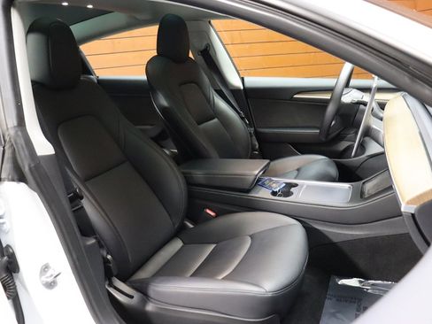 Used 2023 Tesla Model 3 Standard Range image 56