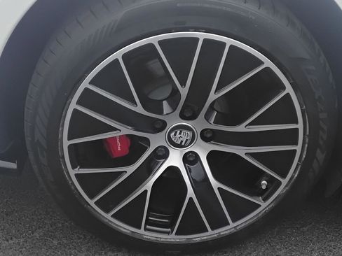 Used 2020 Porsche Taycan 4S image 12