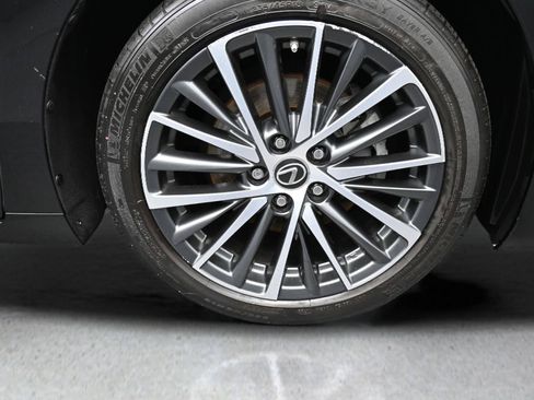 Used 2023 Lexus ES 350 w/ Premium Package FWD image 23
