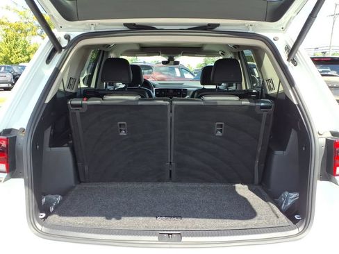 Used 2021 Volkswagen Atlas SEL AWD/4WD image 12