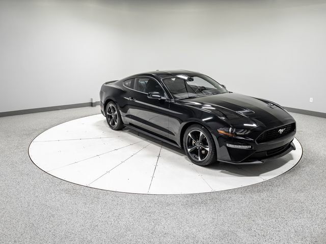 Used 2018 Ford Mustang Coupe w/ Equipment Group 101A RWD image 20