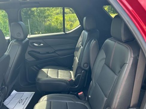 Certified 2023 Chevrolet Traverse RS image 33