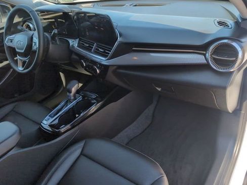 Used 2025 Chevrolet Trax ACTIV w/ Driver Confidence Package image 26