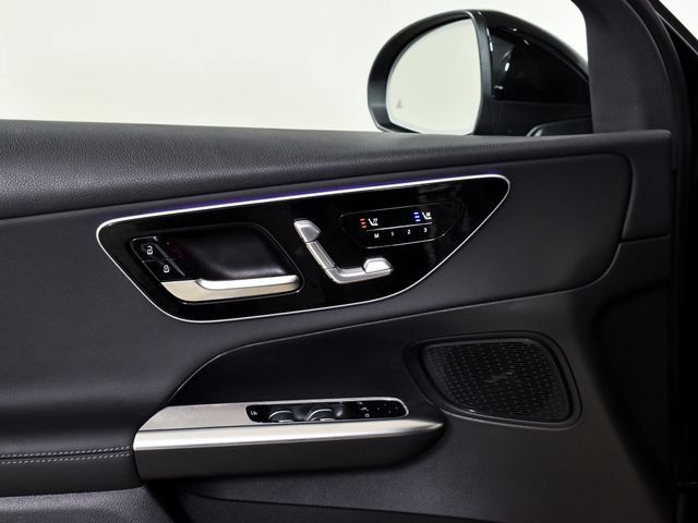 Certified 2025 Mercedes-Benz GLC 300 image 19