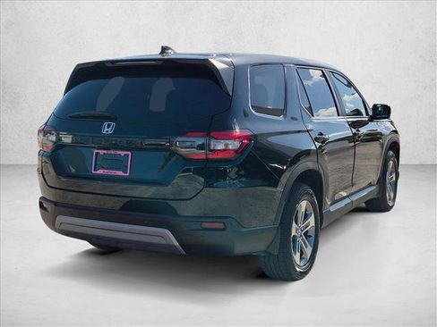 Used 2025 Honda Pilot EX-L image 5