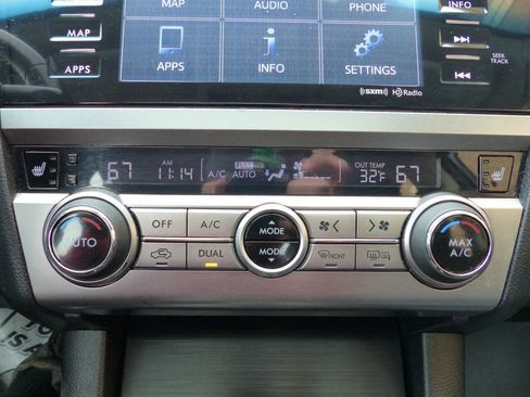 Used 2017 Subaru Legacy 2.5i Sport image 32