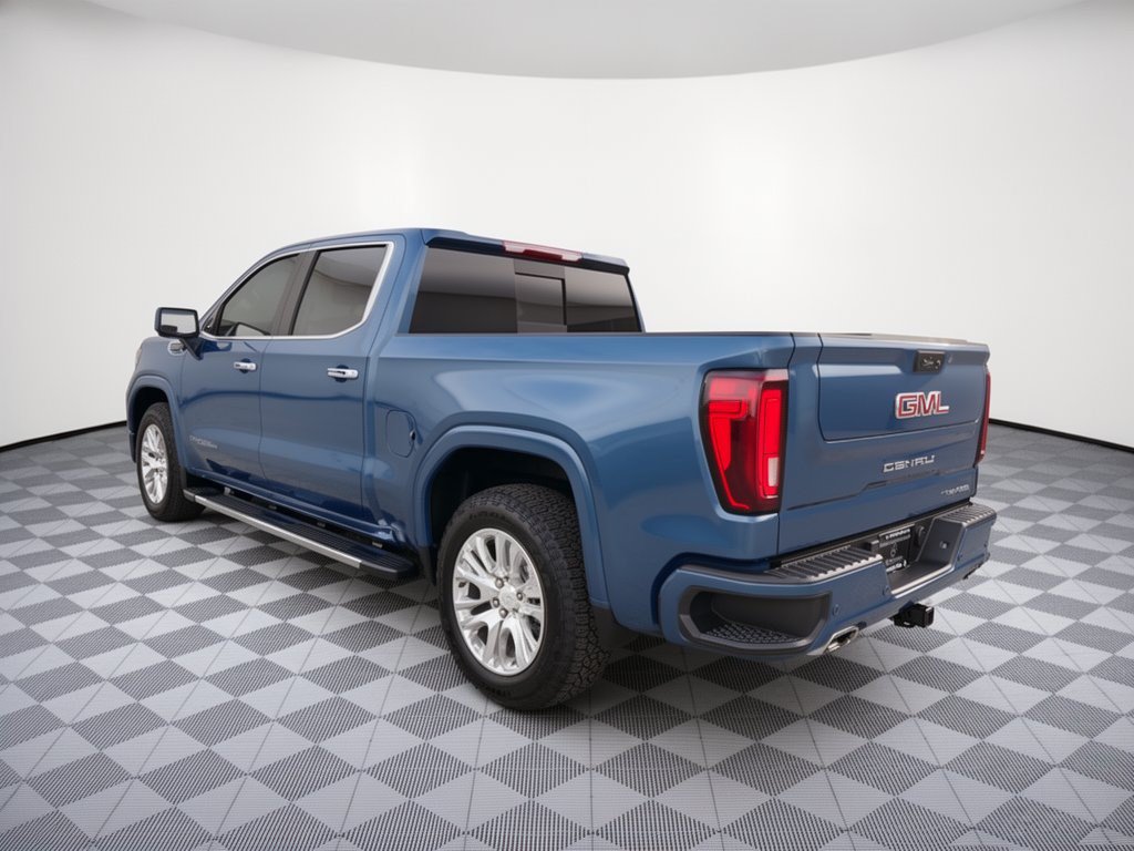 Used 2025 GMC Sierra 1500 Denali w/ Denali Carbonpro Edition AWD/4WD image 3