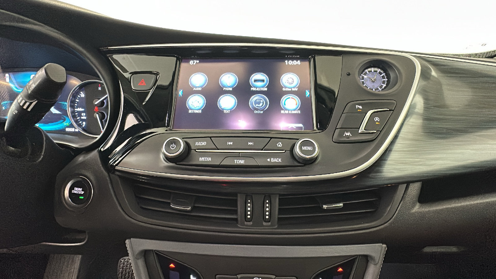 Used 2020 Buick Envision Premium AWD/4WD image 27