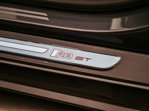 Used 2023 Audi R8 V10 GT RWD image 72